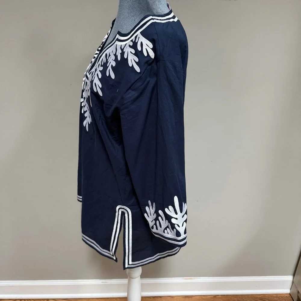 GRETCHEN SCOTT- Women's MEDIUM White Embroidered Tunic The Reef Navy Cover-Up - Picture 4 of 8